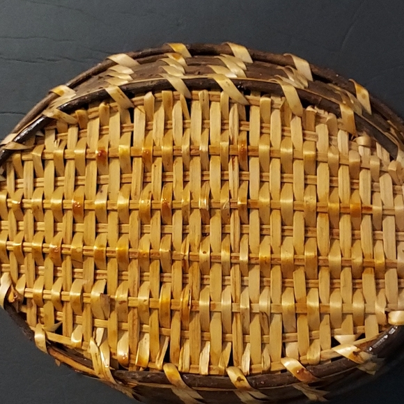 Handmade Wicker Platter,Great for bake goods.2 1/3Hx12 1/4Lx9.5inW. Brown,Tan - Picture 8 of 16